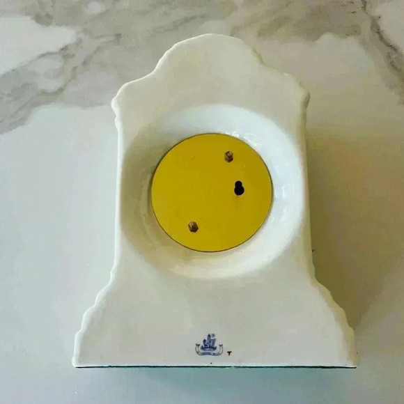 VINTAGE Belleek Cashel Clock #0090 *NEVER USED* - Picture 9 of 9